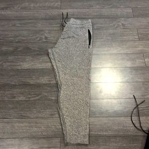 Lululemon engineered warmth jogger size XL